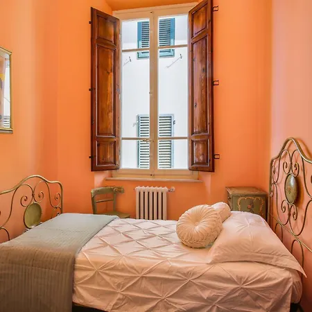 Apartment Augusta Lucca
